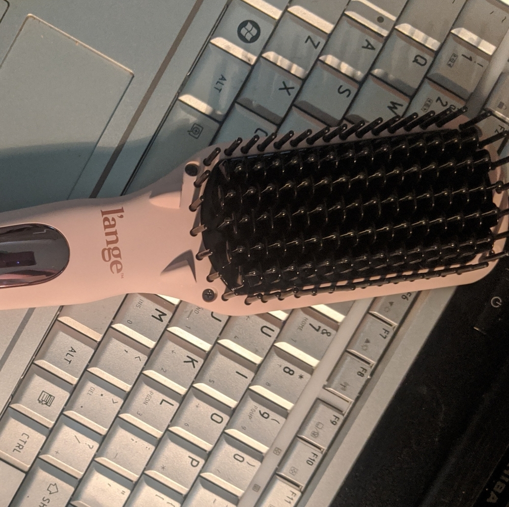 Le Vite L'ange Infared Straightening Brush